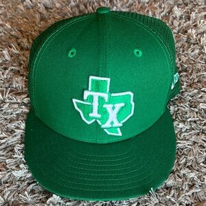 Texas Rangers New Era Green 59FIFTY hat 7(55.8cm)